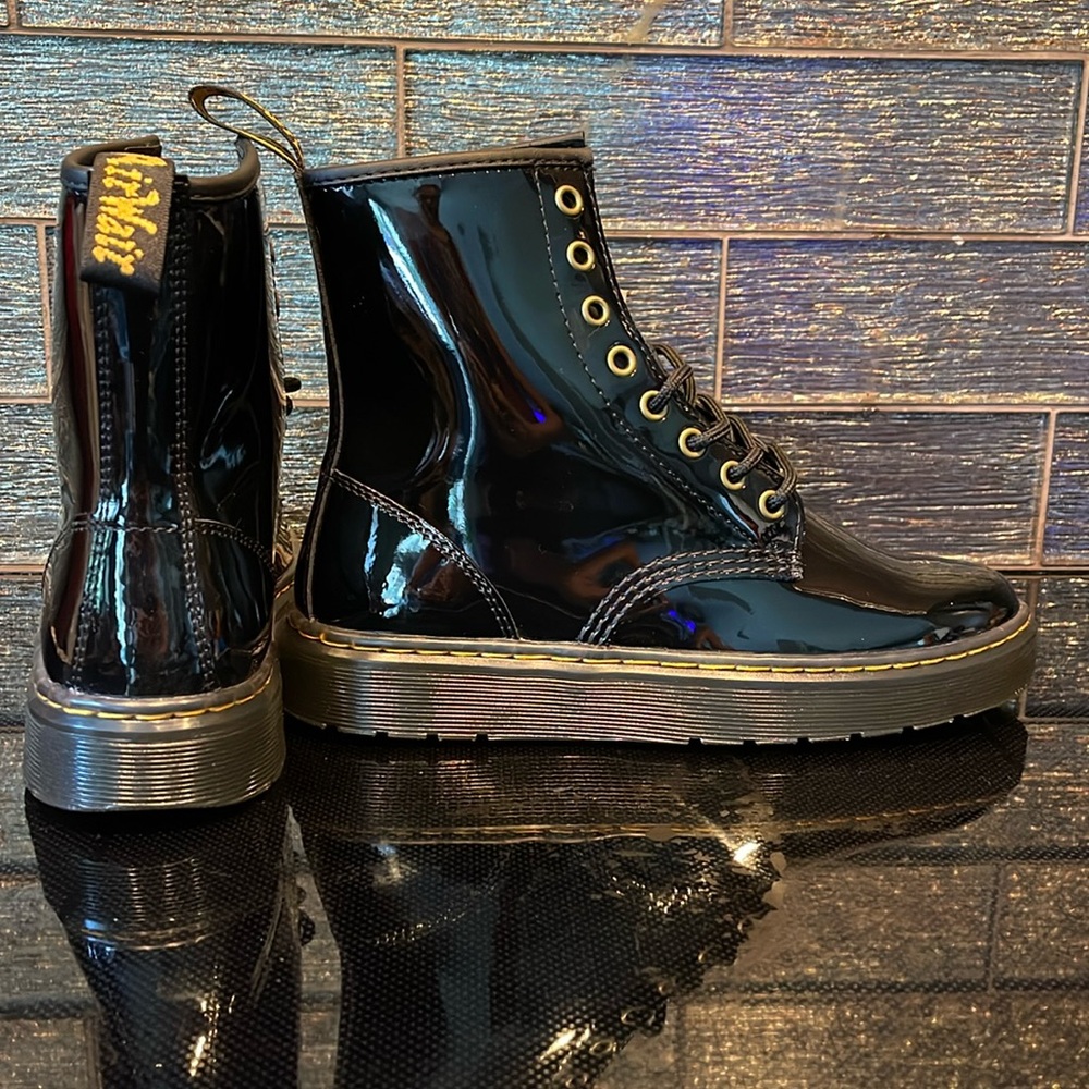 NEW Dr. Martens Zavala Combat Boots SHINY Patent Leather Size 6 Doc’s Doc Marten